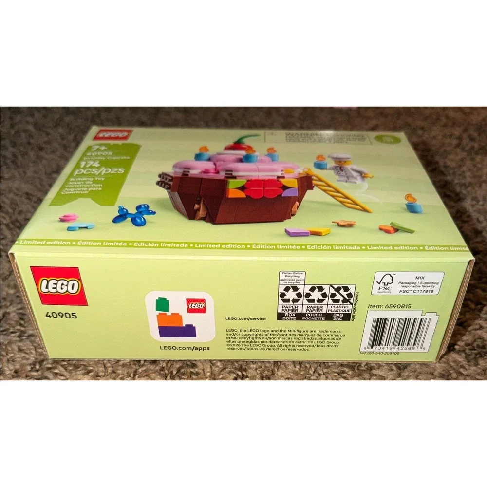 Lego Birthday Cupcake Limited Edition Building Set (NWT) 40905
